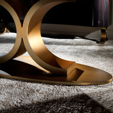 Italian Contemporary Large Oval Dining Table and Chairs Set