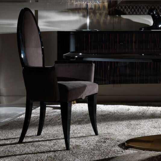 Italian Contemporary Large Oval Dining Table and Chairs Set