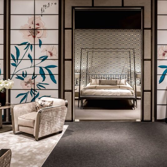 Italian Designer Contemporary Four Poster Bed Italian Designer Contemporary Four Poster Bed