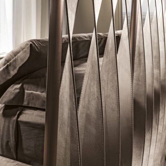 Italian Designer High End Bed With Twisted Leather Headboard Italian Designer High End Bed With Twisted Leather Headboard