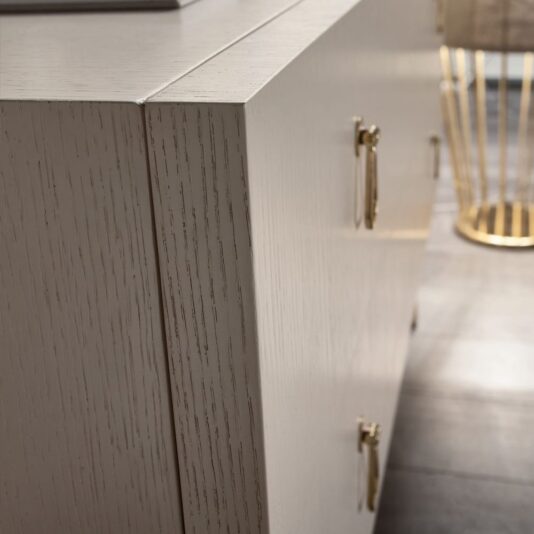 Italian Designer Ivory Oak Veneered Chest Of Drawers Italian Designer Ivory Oak Veneered Chest Of Drawers