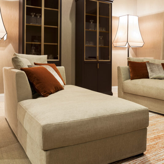 Italian Designer Upholstered Modern Chaise Longue