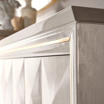 Italian Diamond Design Mother of Pearl Sideboard Italian Diamond Design Mother of Pearl Sideboard