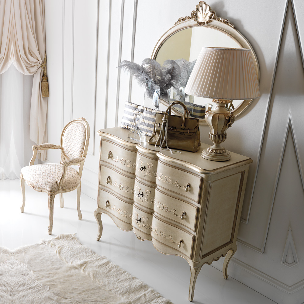 Italian Ornate Chest of Drawers and Mirror Set