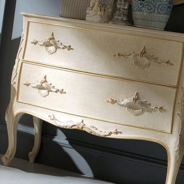 Italian Designer Ivory Chest of Drawers and Mirror Set Italian Designer Ivory Chest of Drawers and Mirror Set