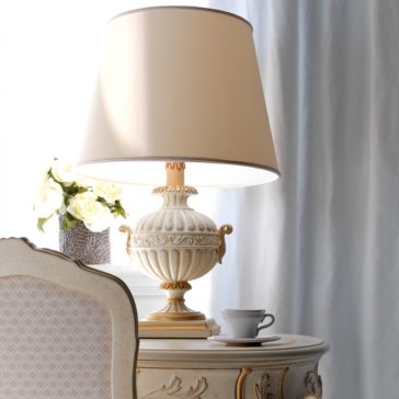 Large Designer Italian Carved Classic Table Lamp Large Designer Italian Carved Classic Table Lamp