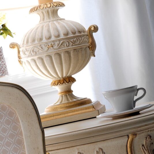 Large Designer Italian Carved Classic Table Lamp Large Designer Italian Carved Classic Table Lamp