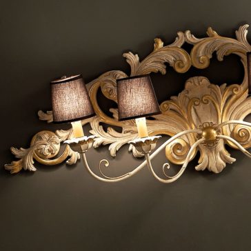 Large Ornate Italian Classic Designer Wall Light Large Ornate Italian Classic Designer Wall Light