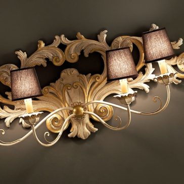 Large Ornate Italian Classic Designer Wall Light Large Ornate Italian Classic Designer Wall Light