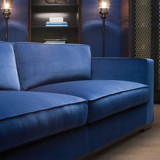 Luxurious High End Blue Velvet Sofa Luxurious High End Blue Velvet Sofa