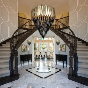 Luxurious Italian 24 Carat Gold Plated Contemporary Crystal Chandelier
