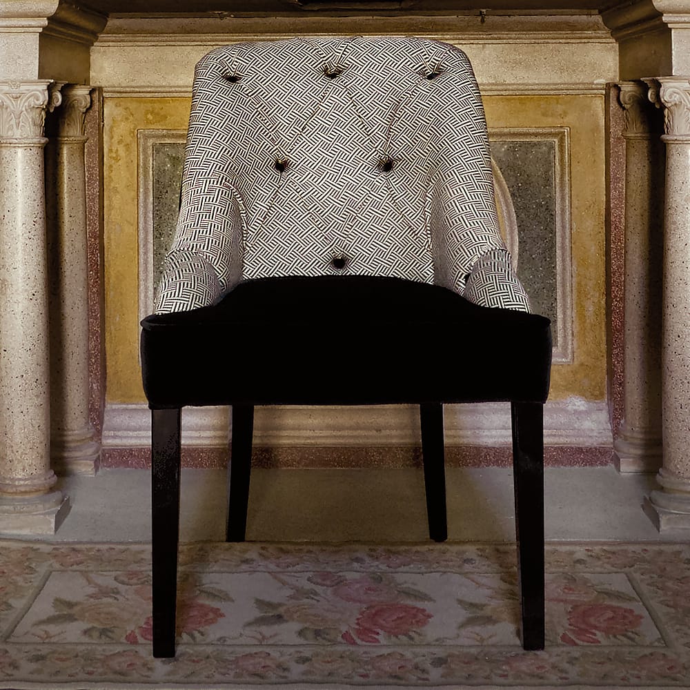 Luxury Contemporary Italian Button Upholstered Dining Chair
