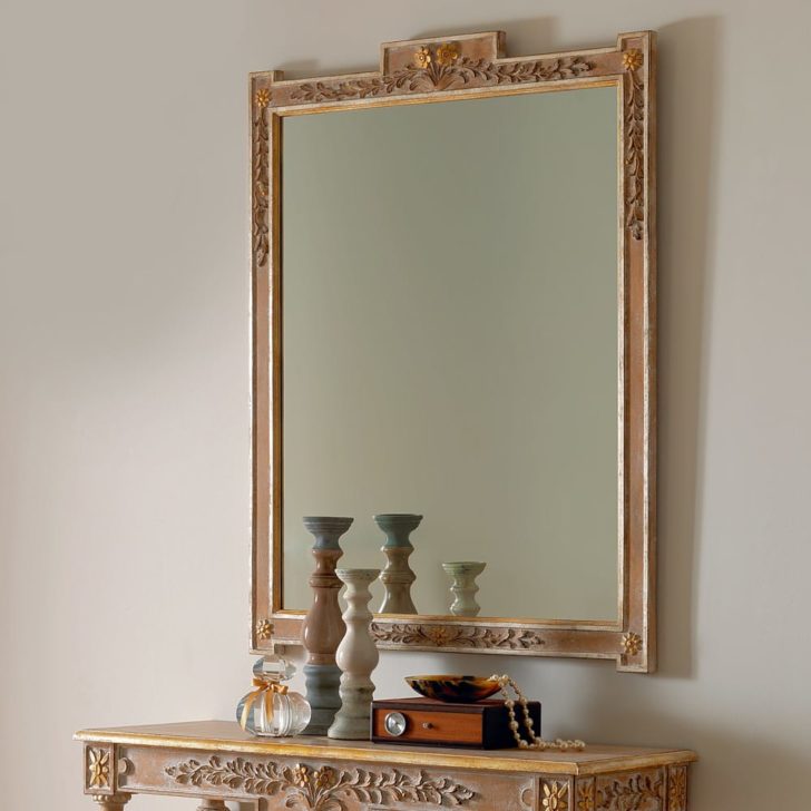 Luxury Italian Classic Louis XVI Reproduction Console And Mirror