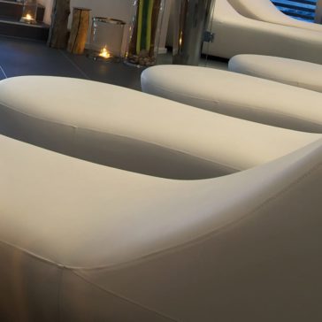 Luxury Italian Contemporary Curved Chaise Luxury Italian Contemporary Curved Chaise