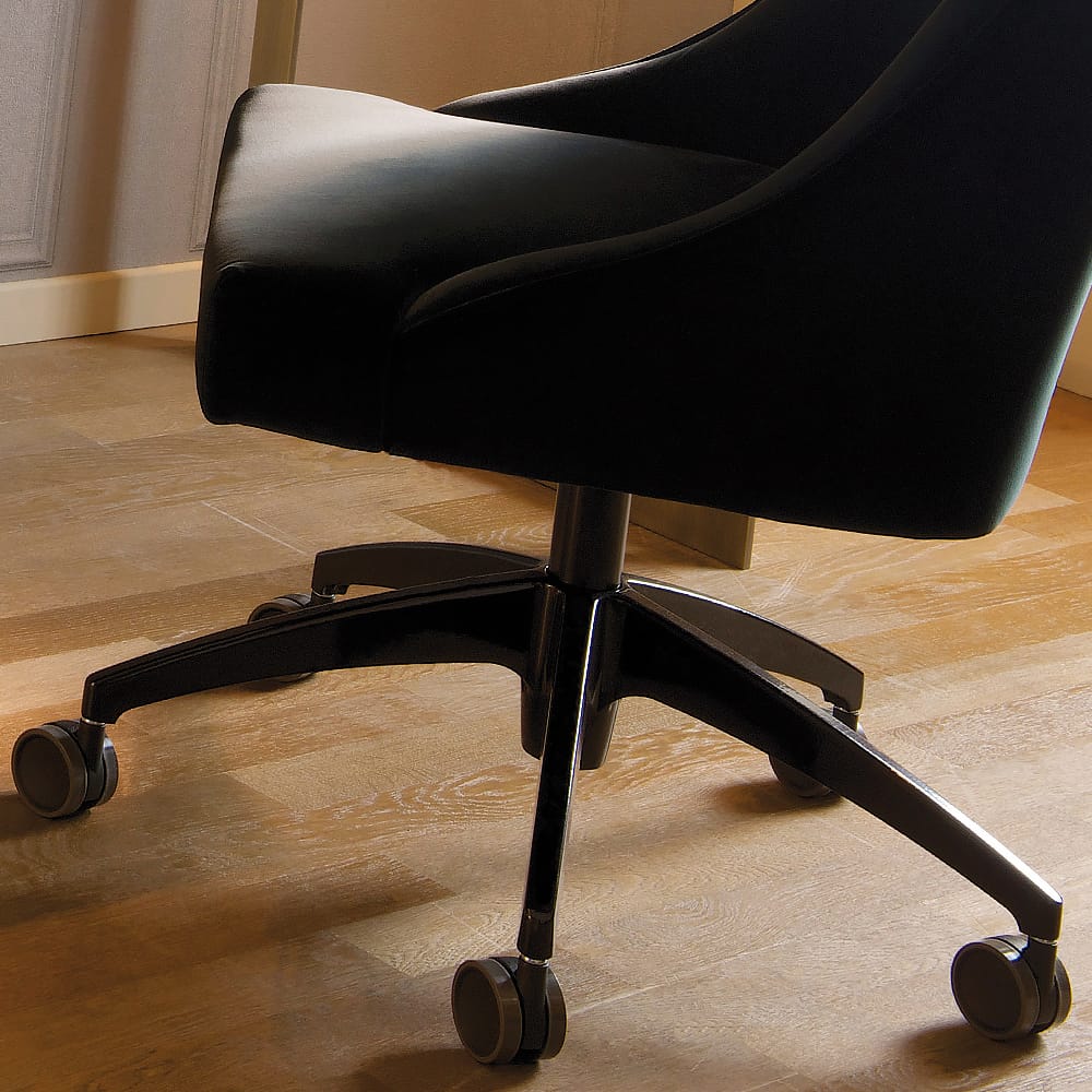 Luxury Modern Velvet Italian Office Swivel Chair