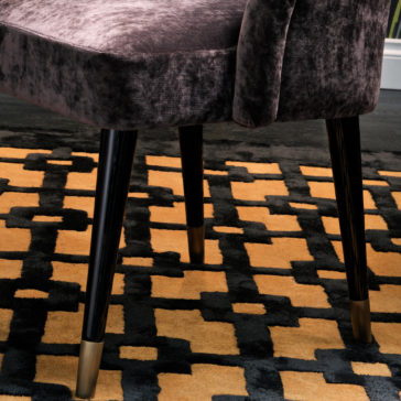 Modern Designer Curved Velvet Dining Chair Modern Designer Curved Velvet Dining Chair