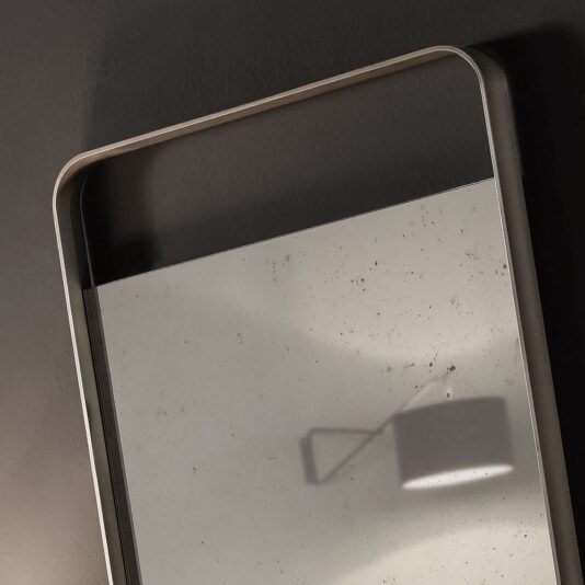 Modern Italian Designer Curved Edge Mirror Modern Italian Designer Curved Edge Mirror