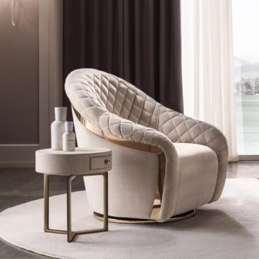 Modern Italian Designer Quilted Leather Swivel Armchair Modern Italian Designer Quilted Leather Armchair