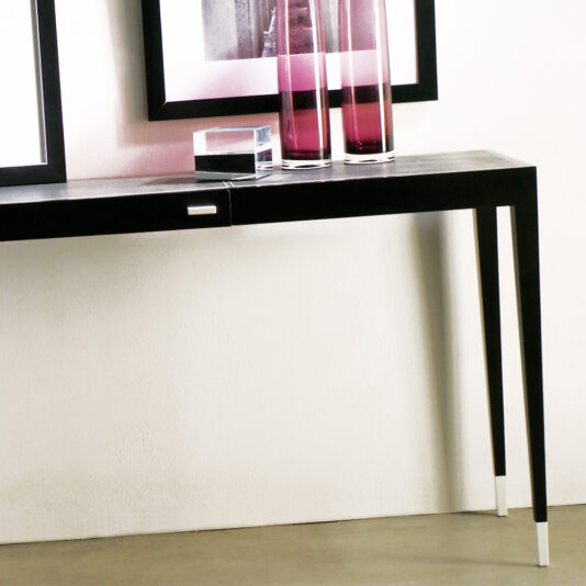 Modern Italian Leather Console Modern Italian Leather Console