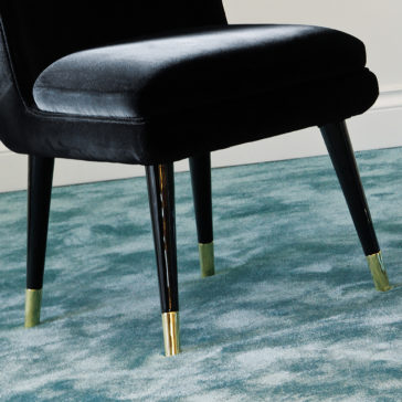 Modern Designer Curved Velvet Dining Chair Modern Italian Luxury Black Velvet Dining Chair