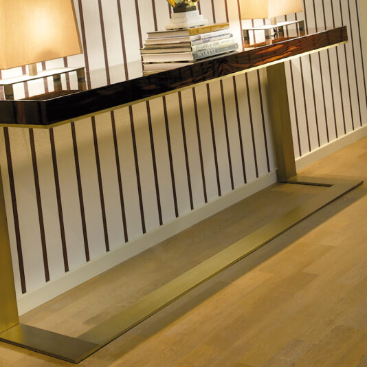 Modern Italian Makassar Bronze Console Modern Italian Makassar Bronze Console