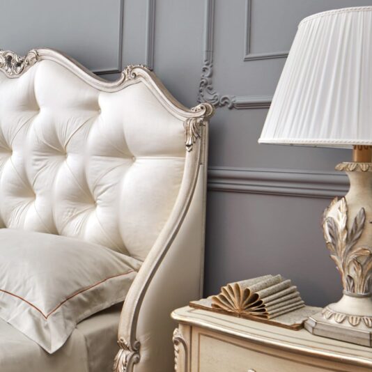 Ornate Italian Design Classic Table Lamp