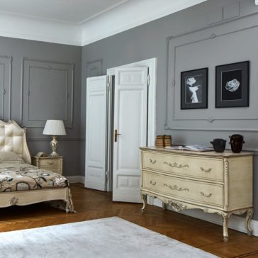 Ornate Italian Designer Classic Chest of Drawers Ornate Italian Designer Classic Chest of Drawers