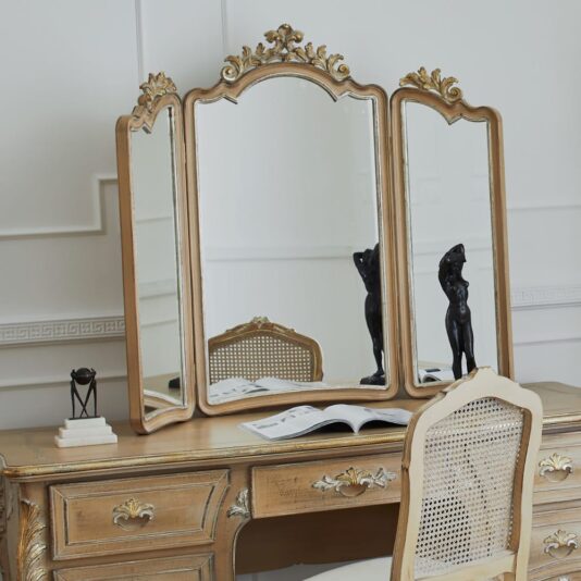 Ornate Italian Designer Classic Dressing Table Set Ornate Italian Designer Classic Dressing Table Set