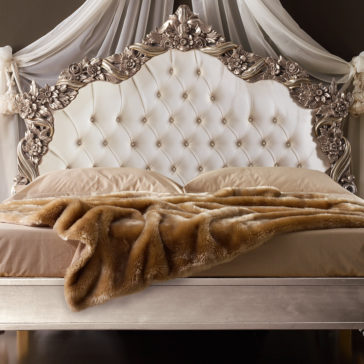 Ornate Italian Designer Silver Leaf Bed Ornate Italian Designer Silver Leaf Bed