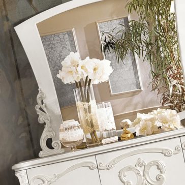 Ornate Italian Designer Three Door Sideboard And Mirror Set Ornate Italian Designer Three Door Sideboard And Mirror Set
