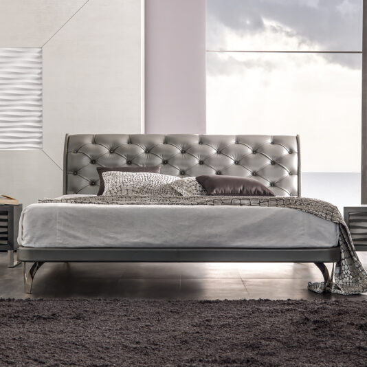 Platinum Leather Button Upholstered Bed