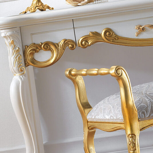 High End Italian Dressing Table And Mirror Set Refined Italian Dressing Table And Mirror Set