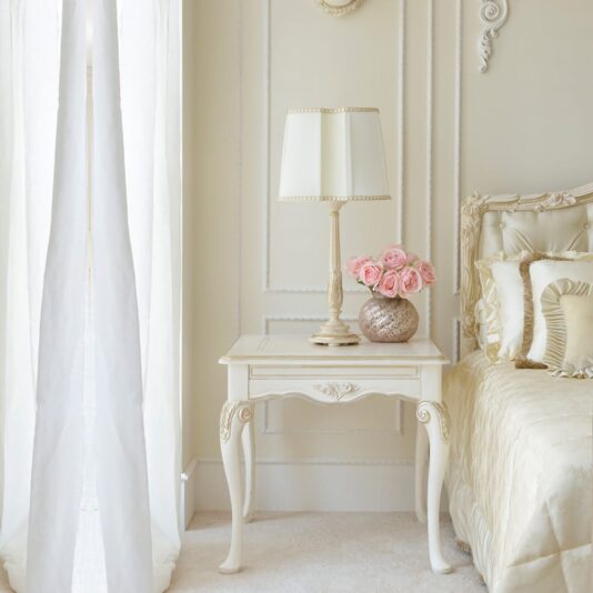 Classic Italian Side Table Classic Italian Side Table