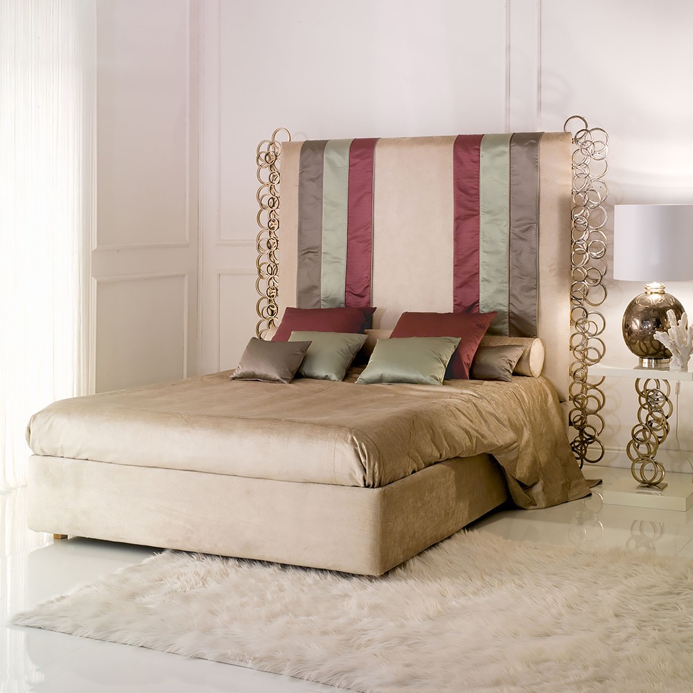 Contemporary Italian Designer Luxury Bed