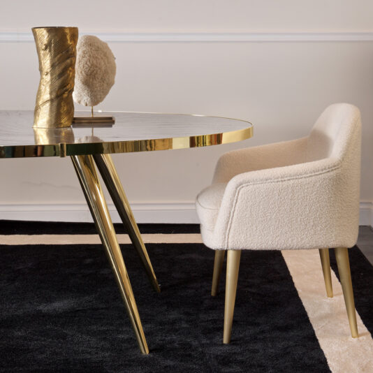 Contemporary Italian Designer Marble Oval Dining Table Contemporary Italian Designer Marble Oval Dining Table
