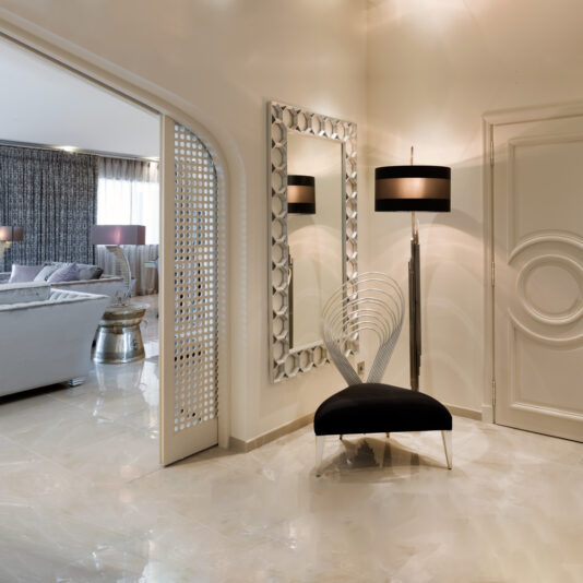 Contemporary Italian Silver Floor Lamp Contemporary Italian Silver Floor Lamp