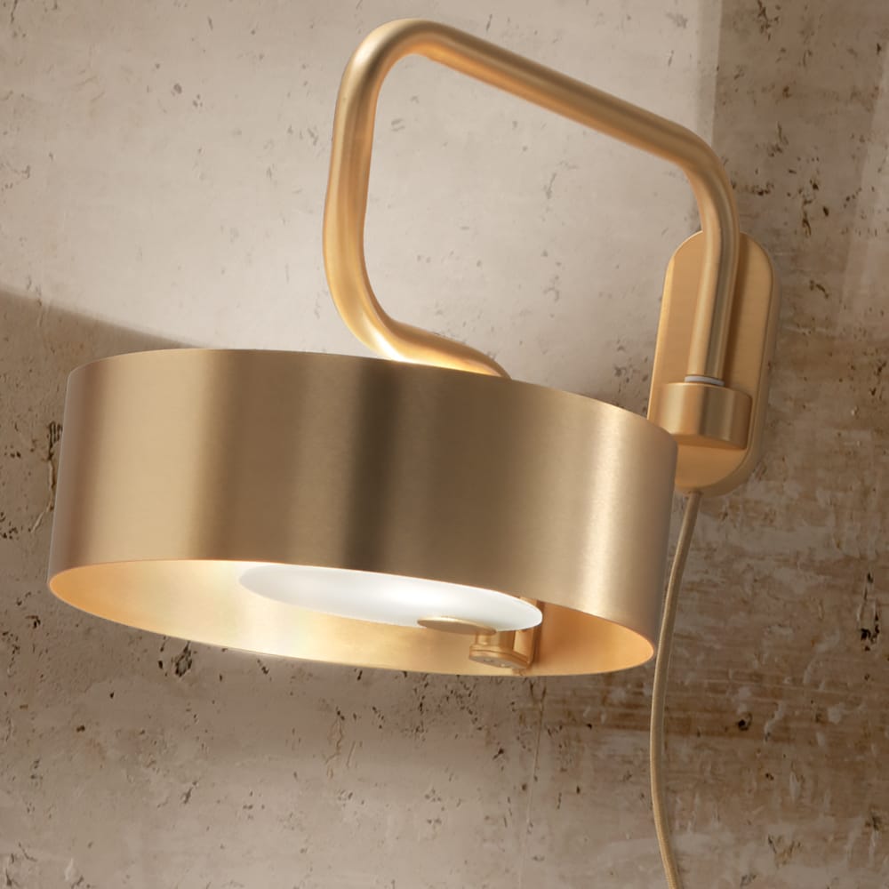 Contemporary Italian Brushed Gold Plated Wall Lamp