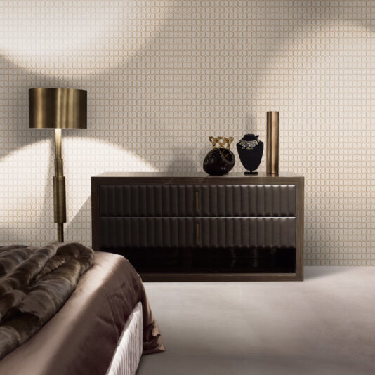 Designer Italian Leather And Walnut Veneer Chest Of Drawers Designer Italian Leather And Walnut Veneer Chest Of Drawers