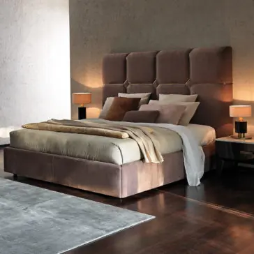 Designer Italian Nubuck Leather Upholstered Luxury Bed Designer Italian Nubuck Leather Upholstered Luxury Bed