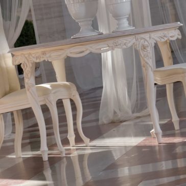 Exclusive Designer Round Italian Dining Table Exclusive Designer Round Italian Dining Table