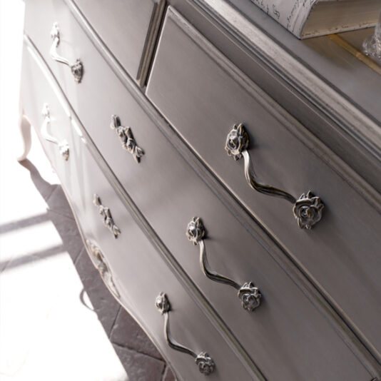 Exclusive Italian Dusty Grey Chest of Drawers p-102765-three14181252995486dff3093ba.jpg