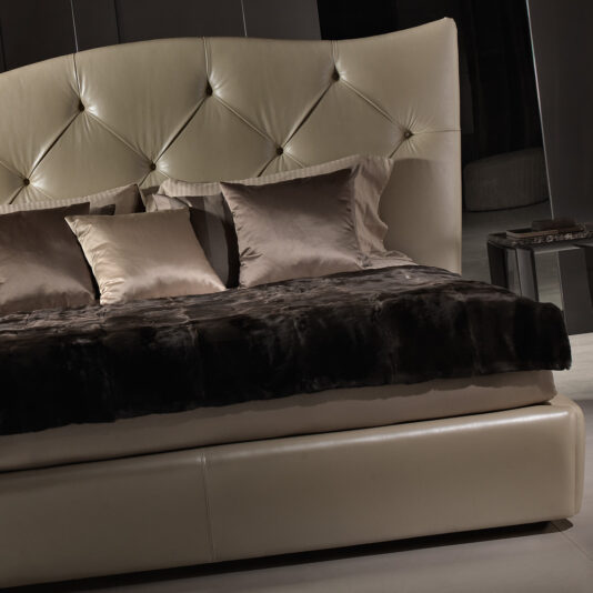 High End Button Upholstered Leather Designer Italian Bed High End Button Upholstered Leather Designer Italian Bed
