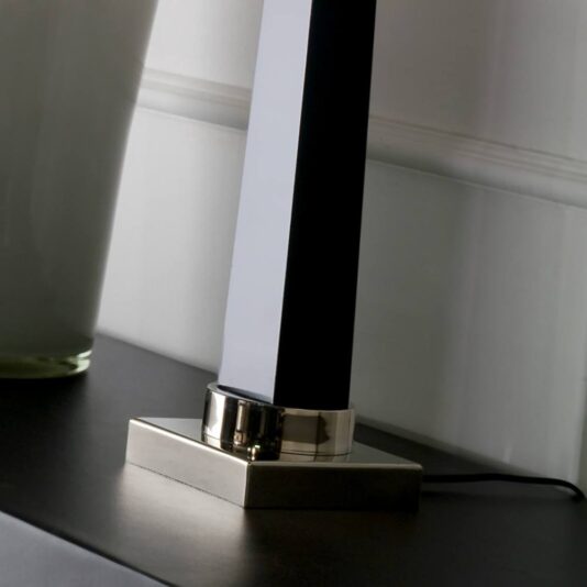High End Contemporary Italian Black Table Lamp High End Contemporary Italian Black Table Lamp