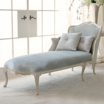 High End Designer Italian Chaise Longue High End Designer Italian Chaise Longue