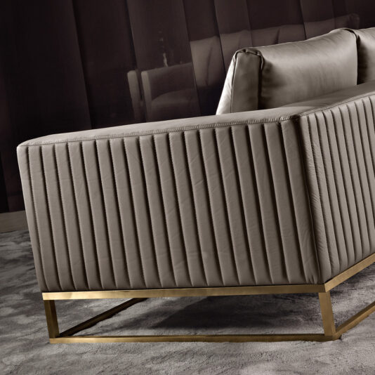 High End Luxury Leather Contemporary Designer Sofa High End Luxury Leather Contemporary Designer Sofa