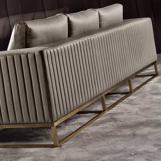 High End Luxury Leather Contemporary Designer Sofa High End Luxury Leather Contemporary Designer Sofa