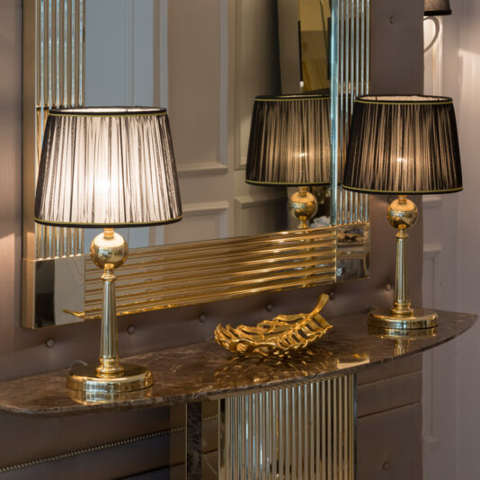 Italian Designer Brass Table Lamp Italian Designer Brass Table Lamp