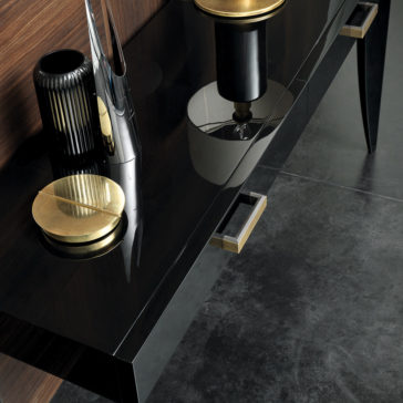 Italian Designer Ebony Veneer Console Table Italian Designer Ebony Veneer Console Table