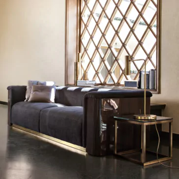 Italian Modern Walnut Veneer Designer Sofa Italian Modern Walnut Veneer Designer Sofa