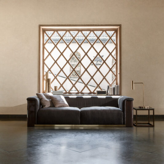 Italian Modern Walnut Veneer Designer Sofa Italian Modern Walnut Veneer Designer Sofa